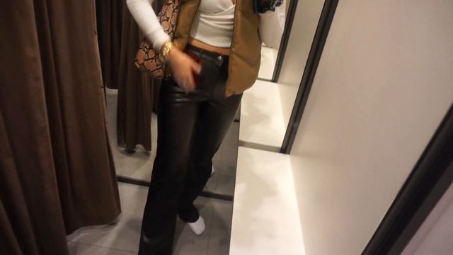 PALMA VLOG! | Where to eat, drink & shop in Palma, Mallorca! | Travel Vlog | Jess Bloom смотреть онлайн