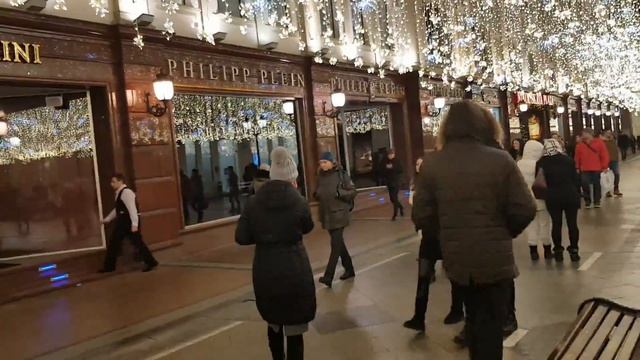Пешеходные зоны Москвы .Никольская улица.. смотреть онлайн