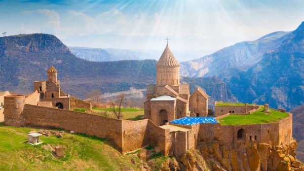 Komitas - Armenian Divine Liturgy / Армянская божественная литургия