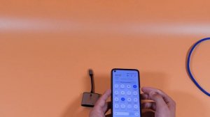 Как одновременно заряжать смартфон и подключать флешку, клавиатуру или другие устройства по USB OTG