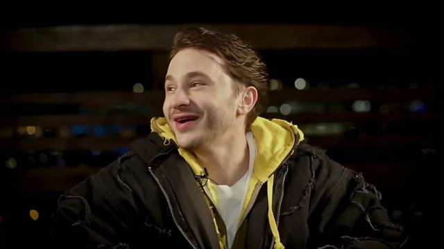 Какой комплимент лучше сделать девушке или парню. смотреть онлайн