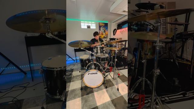 Sonor AQX Jungle Kit (Demo)- Rock & Latin groove demonstration смотреть онлайн