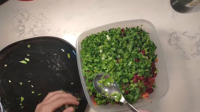 Салат из говядины с фасолью. смотреть онлайн