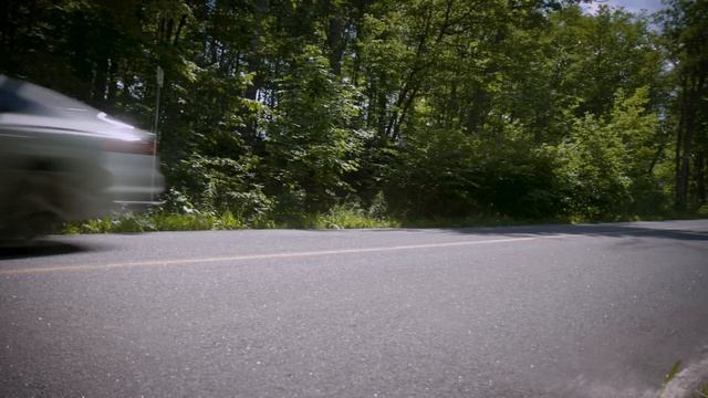 New Audi RS5 Sportback vs 2013 Audi RS5 // Clash Of Quattros смотреть онлайн