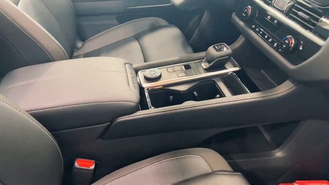 Nissan Pathfinder 2023 full option walk around смотреть онлайн