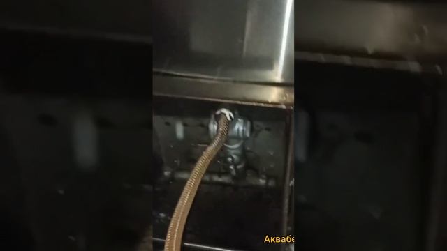 я использую газовую горелку от баллона с клапаном отключения. смотреть онлайн