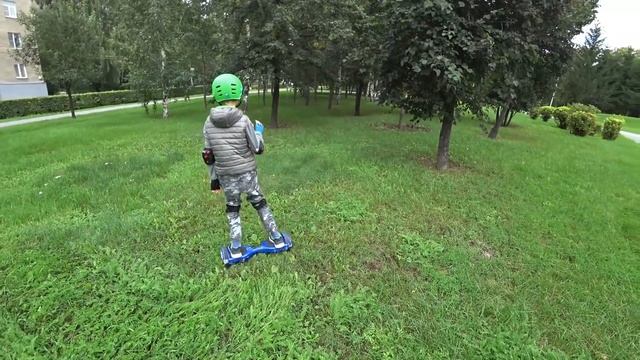 Тестдрайв, трюки и падение с гироскутера, защита помогла!! смотреть онлайн