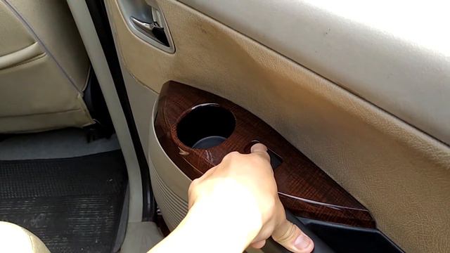 Mitsubishi Grandis GLS (2009) review - Indonesia смотреть онлайн