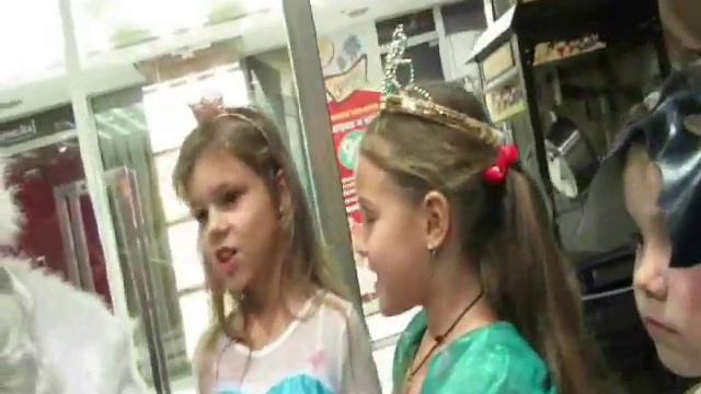 С чем я пришла во второй класс? Даша Бурцева смотреть онлайн