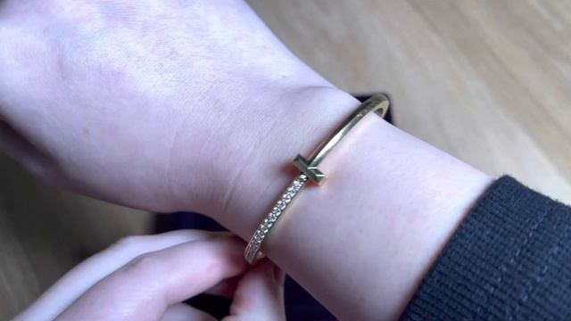 1-year wear Review of the Tiffany T1 Bangle Bracelet and Ring (with Diamonds) смотреть онлайн