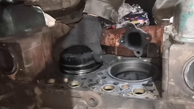 замена сальников гильз volvo vnl td122 работа с братом, кастомные байки итд. смотреть онлайн