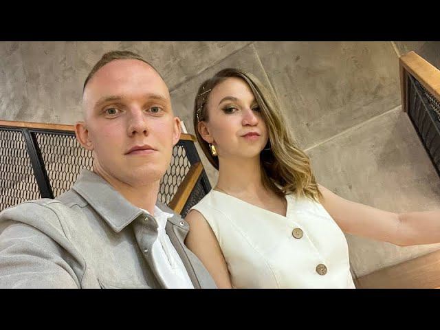 Свадьба: еда, музыка и танцы смотреть онлайн