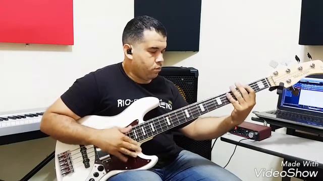 Eric Silva - Sire Guitars Marcus Miller V7 - T-aaronmusic смотреть онлайн