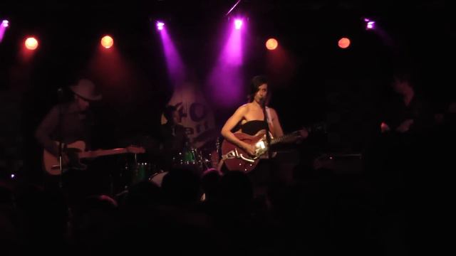 Lera Lynn - Comin' Down 2012-06-22 Athfest - 40 Watt - Athens, Ga смотреть онлайн