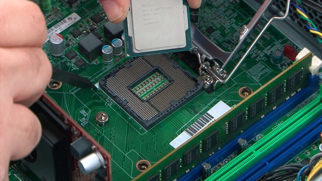 ThinkCentre M83 / M93p Small Form Factor Desktop - Microprocessor And Heat Sink Fan Replacement