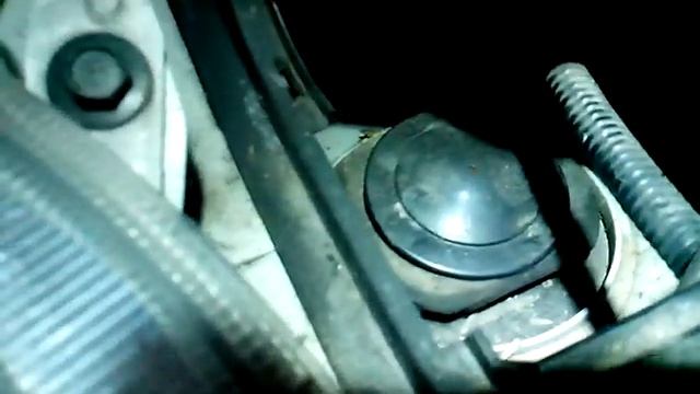 Nissan LEAF ze0 G 2011 передняя стойка смотреть онлайн