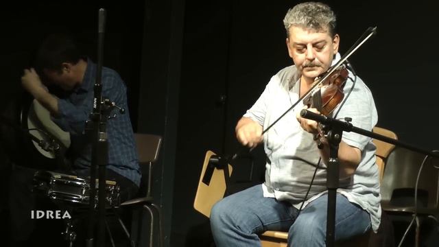 Jim Higgins Bodhran Solo (Mairtin O'Connor Band) at Craiceann Bodhran Festival 2013 смотреть онлайн