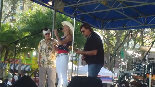 Monique McCall with Astronaut Scott Carpenter at Veteran's Day West Palm 2012 смотреть онлайн