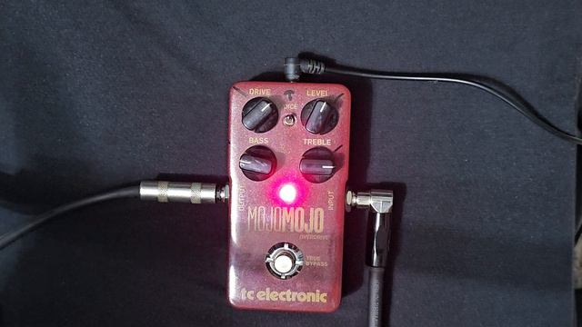 TC Electronic MojoMojo Overdrive & Fender Tone Master Twin Reverb Amp смотреть онлайн