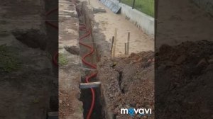 Прокладка вводного бронированного медного кабеля в двухстенной гофре в траншею.