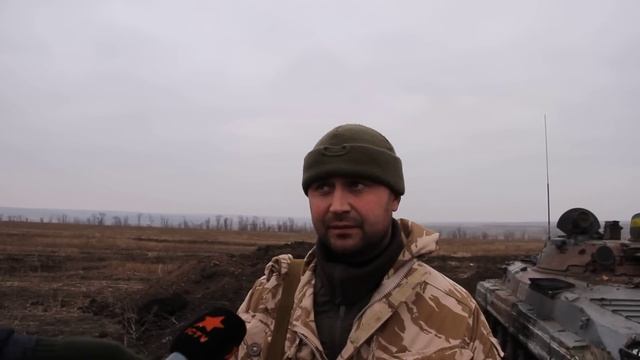 Комвзвода Юрий Люлька - один из офицеров, сумевших невредимыми вывести бойцов из южного котла смотреть онлайн