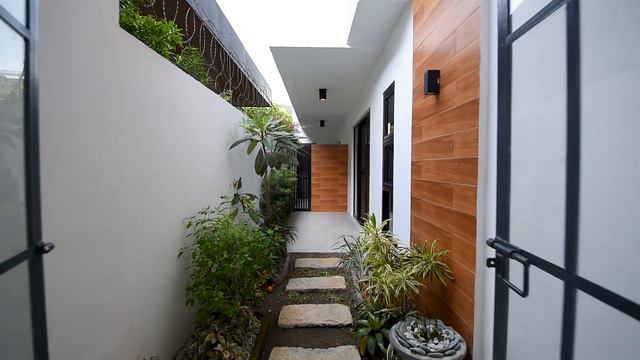 Inside a Two Storey House for Sale w/ Lap Pool & Pocket garden Located -Angeles City • House Teaser смотреть онлайн