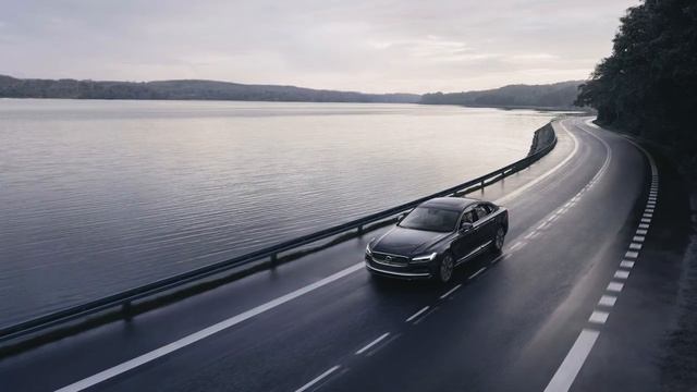 The 2023 Volvo S90 and V90 Cross Country. What’s new? смотреть онлайн