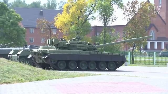 Как живут кадеты в Минском областном училище смотреть онлайн