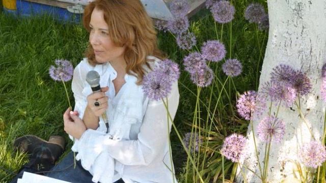 Романс "Руки люблю целовать" из цикла "Бессонница" смотреть онлайн