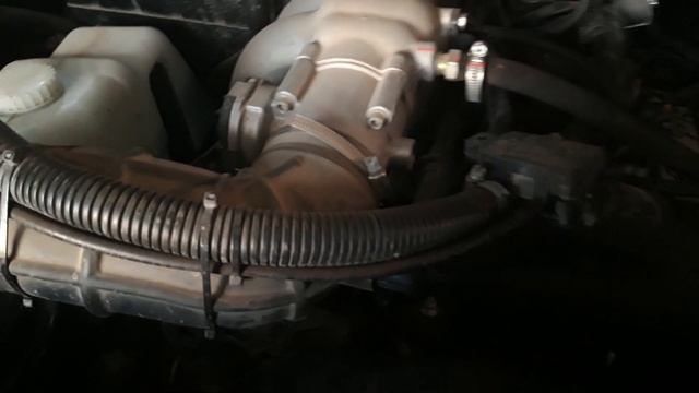 Смотрим расход масла в маторе ЗМЗ-про на пробеге 36 000 смотреть онлайн