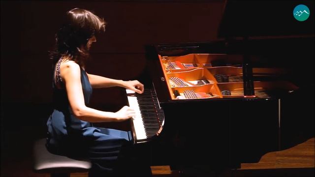 M. Ravel: Une barque sur l'océan _ Isabel Dombriz, piano смотреть онлайн