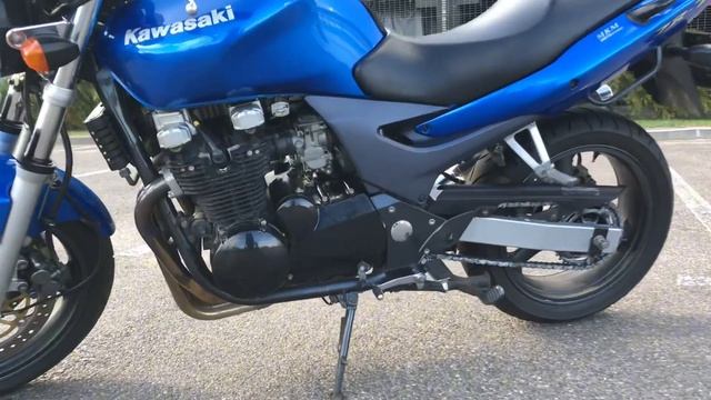 Kawasaki ZR-7 (ZR 750 F)