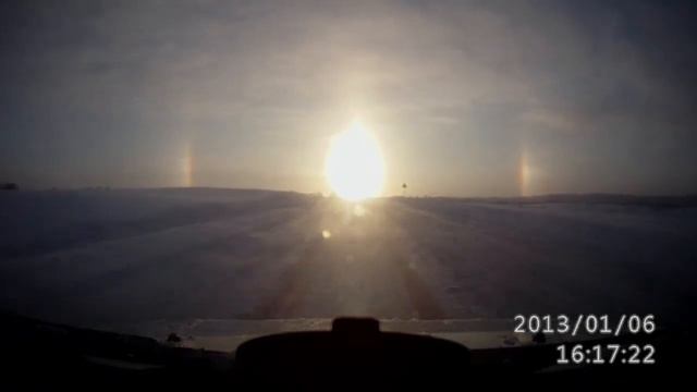 Солнечное гало в Рождественский сочельник . смотреть онлайн