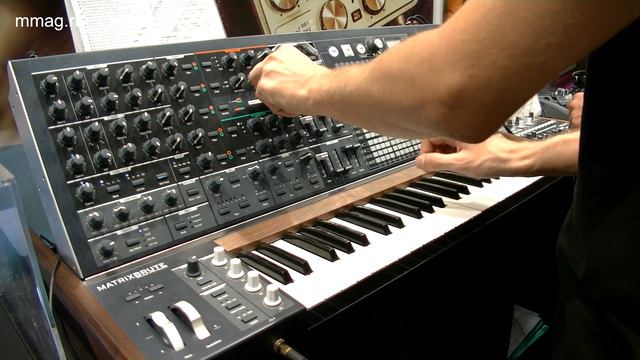 Arturia Matrix Brute - синтезатор (NAMM Musikmesse Russia 2017) смотреть онлайн