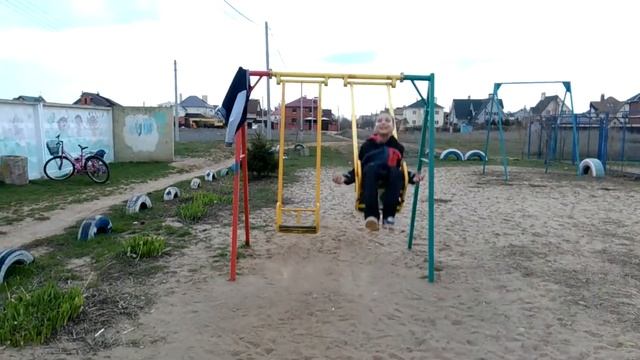 Прыжок с качели!!! смотреть онлайн