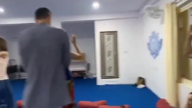 Индийская музыка и танец. Вечер в нашем йога-доме. смотреть онлайн