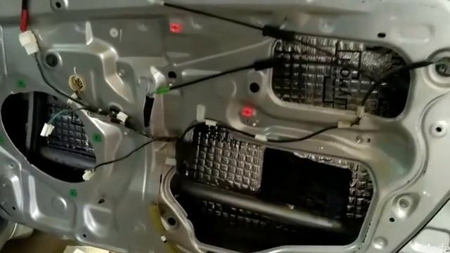 Шумоизоляция автомобиля toyota camry материалы shumoff от loudcarsmoscow смотреть онлайн