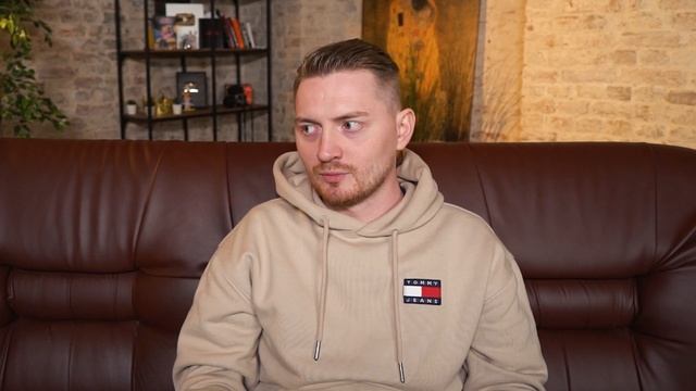 На ножах - Колхоз кафе смотреть онлайн