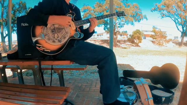 Baritone guitar funk around with roadside blues смотреть онлайн