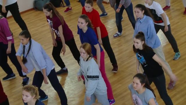 Мастер класс по поппингу в рамках «Energy dance intensive» смотреть онлайн