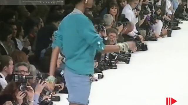 CHANEL Fall 1991/1992 Paris - Fashion Channel