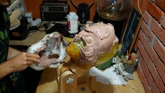 ПРИВЕТ СОСЕД Как сделать МАСКУ ИЗ ИГРЫ \ МАСКА из БУМАГИ СВОИМИ РУКАМИ смотреть онлайн