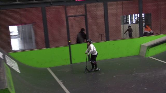 Боровиков Александр, новички - SCOOTER FEST 2022 чемпионат по экстремальному самокату смотреть онлайн