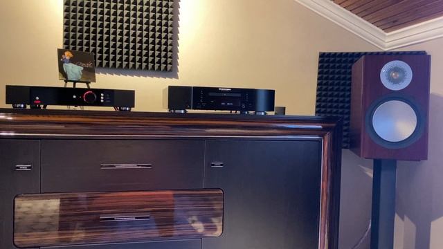 Monitör Audio Silver 100 - Rega Elicit R - Qed Genesis Silver Spiral - Qed Referance Audio 40 смотреть онлайн