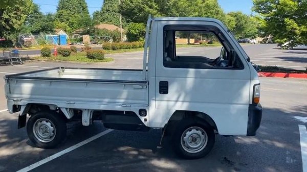 Honda Acty Mini Truck 4x4 Clean