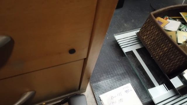 Кто-то выкинул винтажный APPLE! Нашел много Hi-Fi | Мои находки на свалке в Германии смотреть онлайн