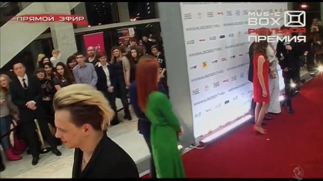 Сати Казанова / Arsenium - красная дорожка премия RMB HQ смотреть онлайн