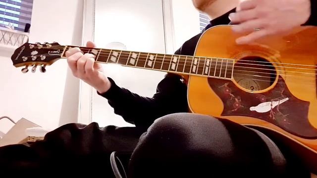 Acoustic Epiphone Dove смотреть онлайн