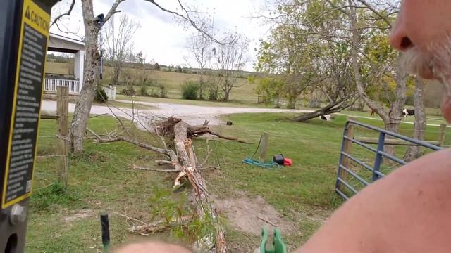 Another Reason To Git' A John Deere 3032E Or Model That Fits Your Particular Needs смотреть онлайн