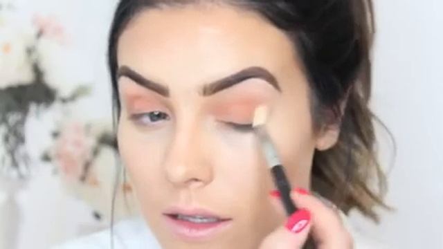 Suzanne Jackson's Go To Night Out Look смотреть онлайн